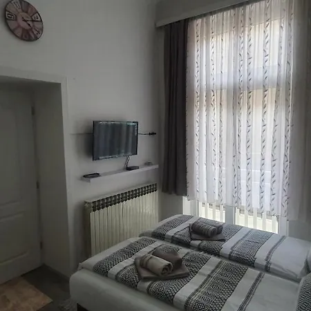 Ferhadija A&e * Sarajevo